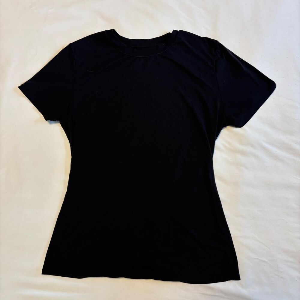 No-boundaries Women's Black T-shirt